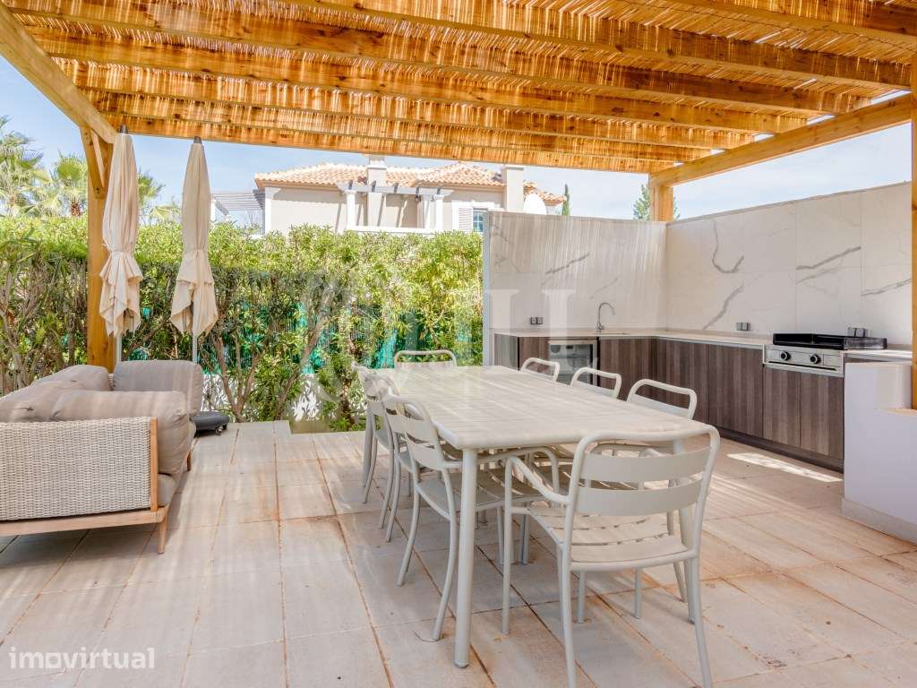 Moradia T4 com piscina e garagem, em Almancil, Algarve - Grande imagem: 3/33