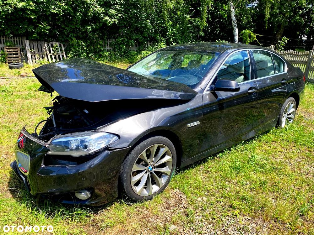 BMW Seria 5 520d xDrive Luxury Line - 11