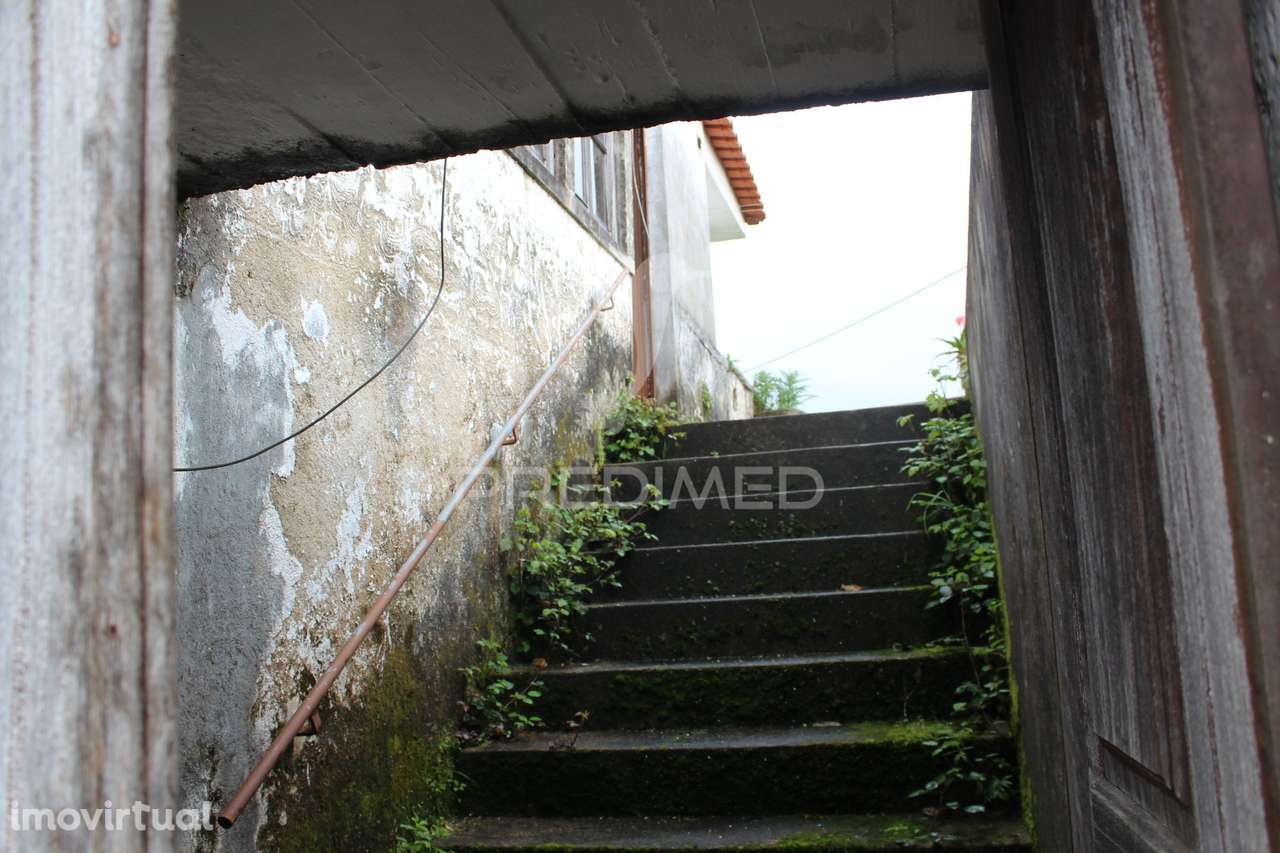 Excelente Negócio 2 Moradias e Cinco Mil Metros Urbanos - Grande imagem: 5/39