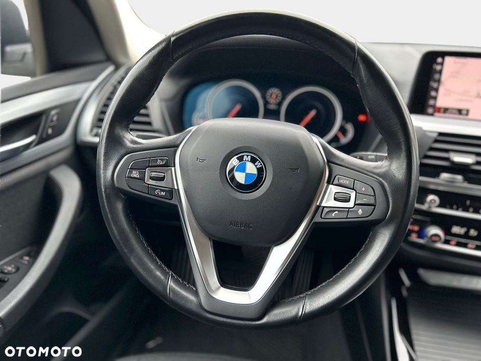 BMW X3 xDrive20i GPF Advantage - 20