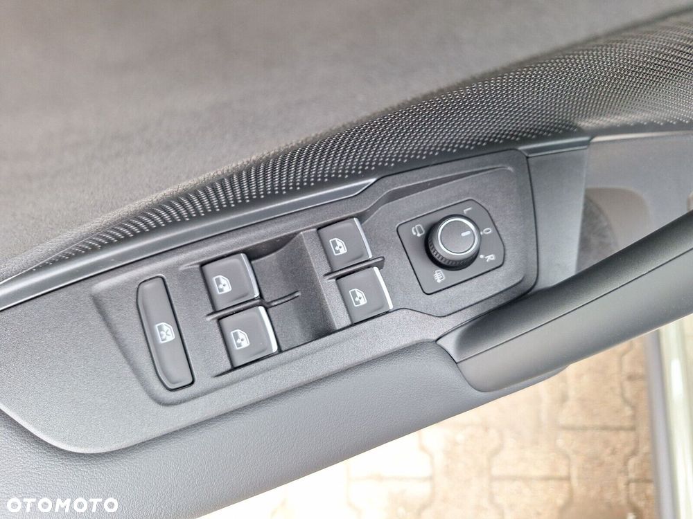 Volkswagen Tiguan - 25