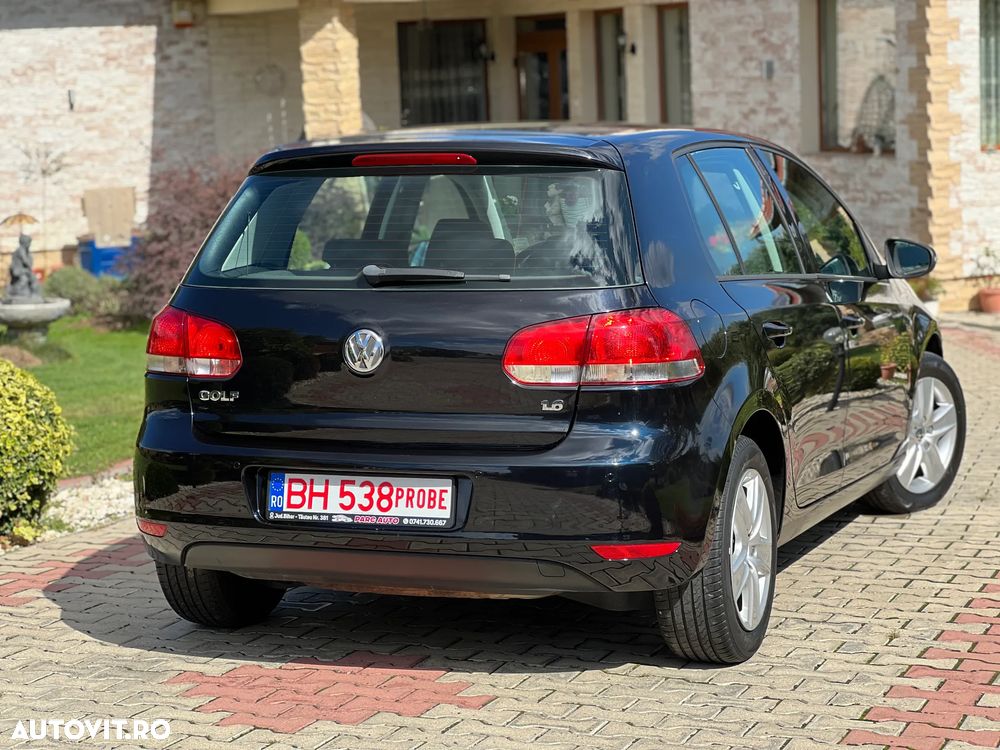Volkswagen Golf 1.6 Comfortline - 3