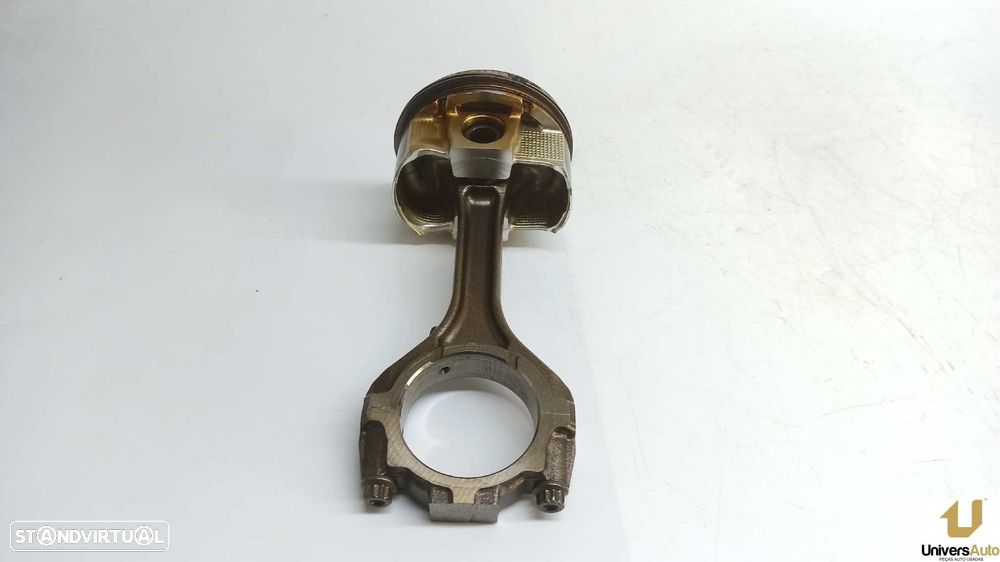 BIELA INFINITI G COUPE G37 S - 1