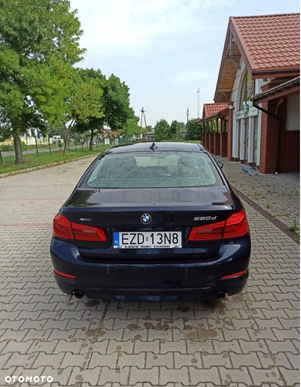 BMW Seria 5 520d xDrive MHEV Sport Line sport - 3