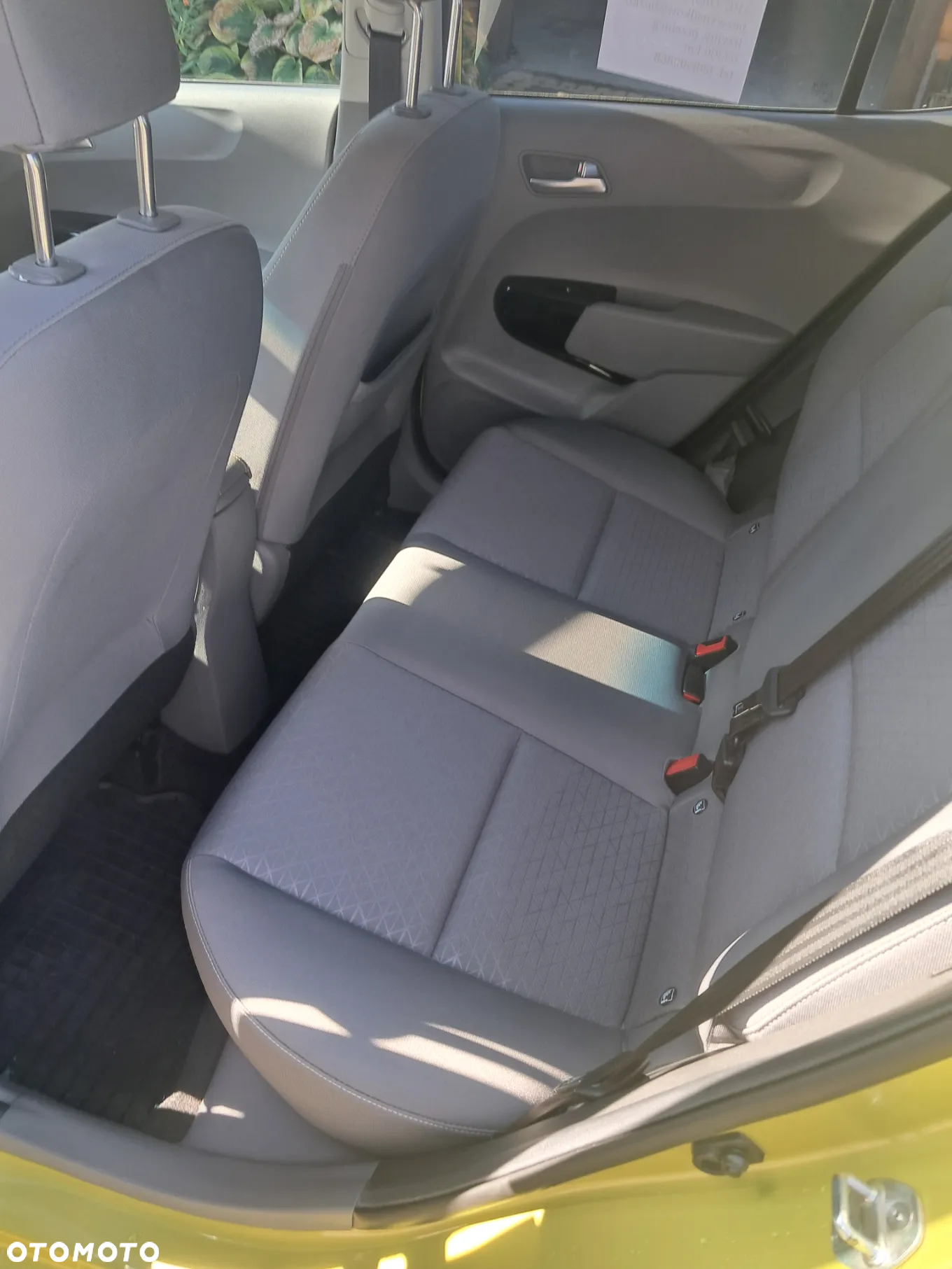 Kia Picanto 1.2 L - 12