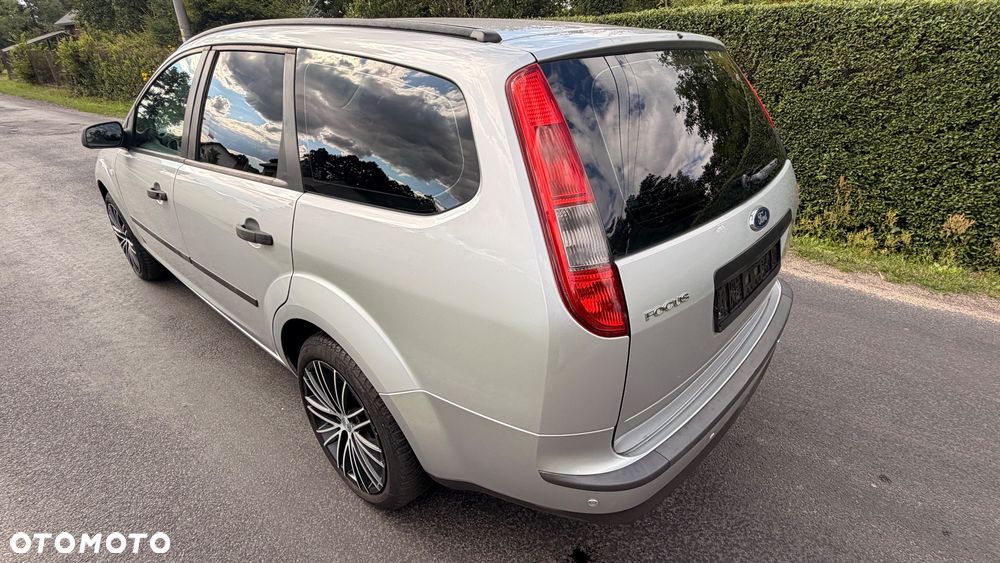 Ford Focus 1.6 Comfort - 19