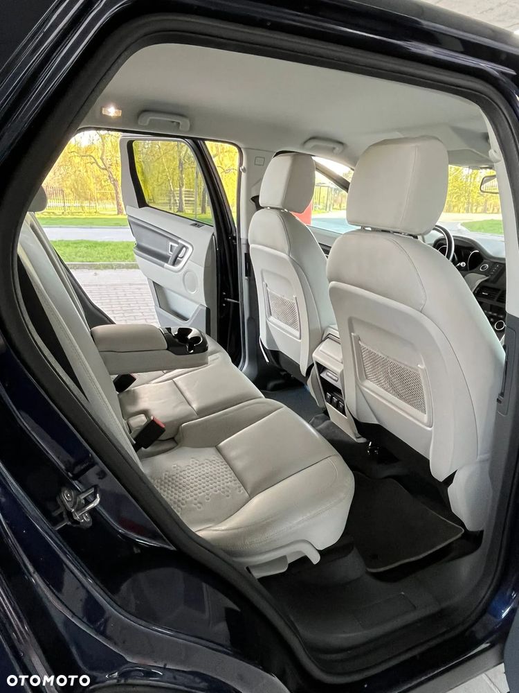 Land Rover Discovery Sport 2.0 Si4 SE - 29