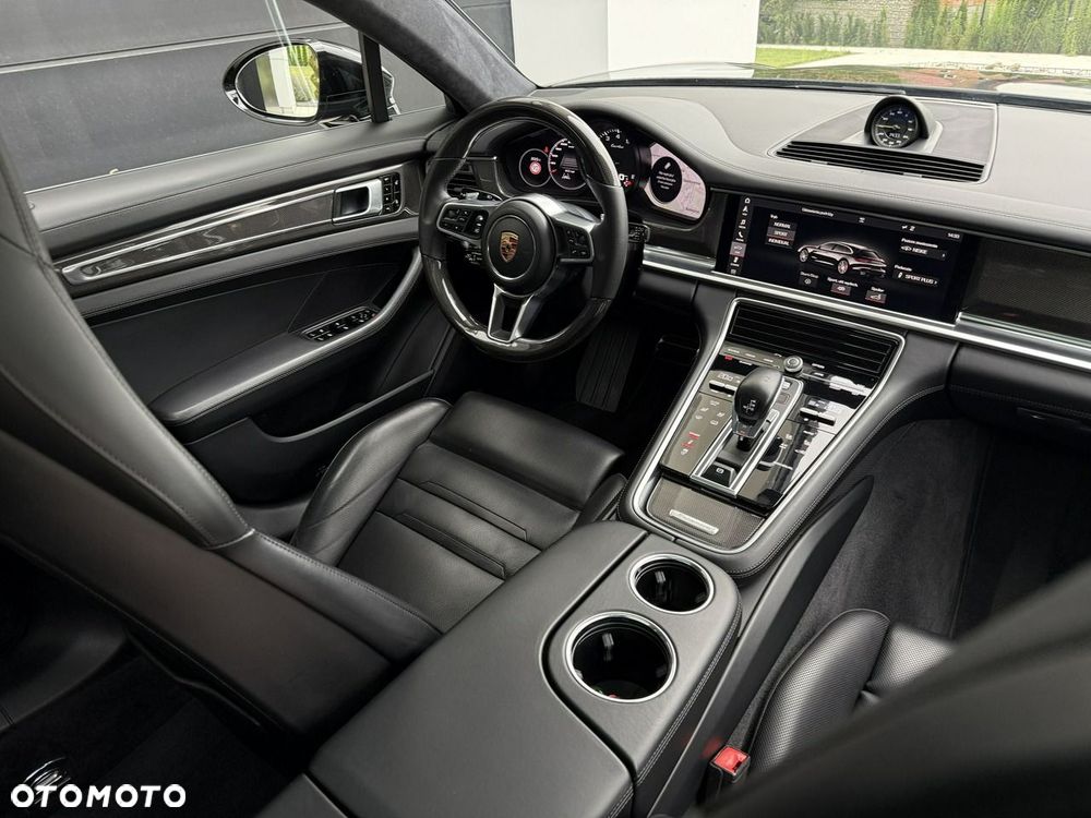 Porsche Panamera Turbo - 14