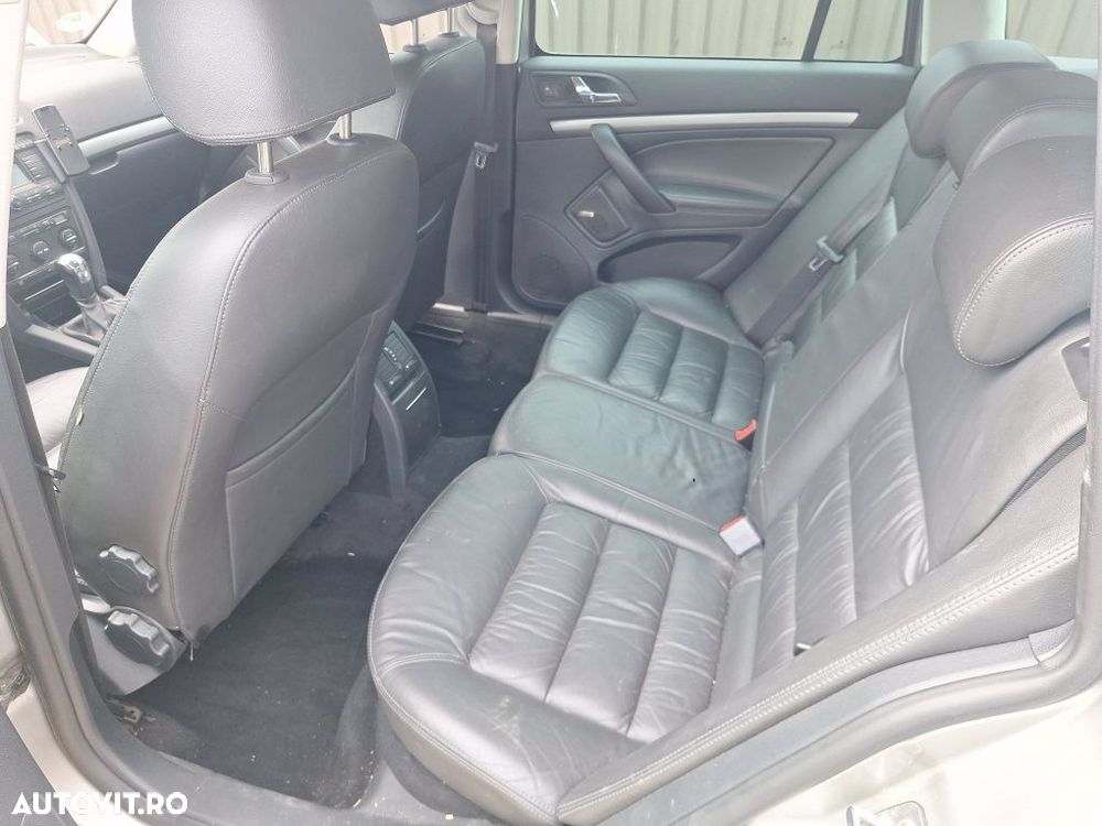 Dezmembrez Skoda Octavia 2 2.0 tdi BMM 4X4 1.8 BZB cod culoare 9102 9202 interior piele xenon - 12
