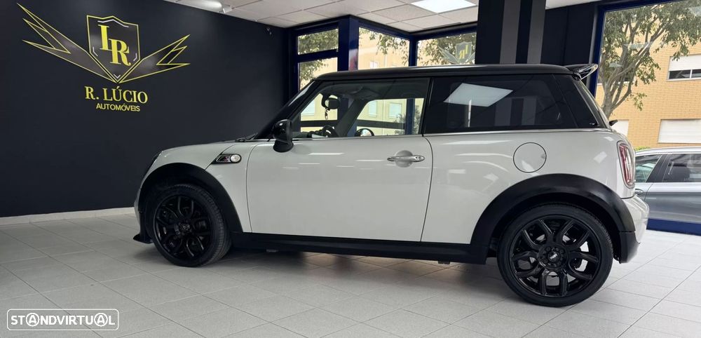 MINI 3 Portas Cooper D - 11