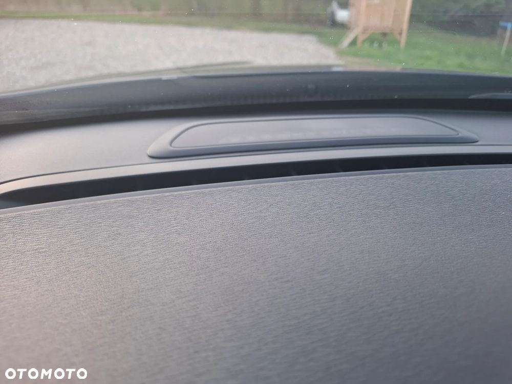 Volvo V60 D6 AWD Plug-in Hybrid Summum - 26