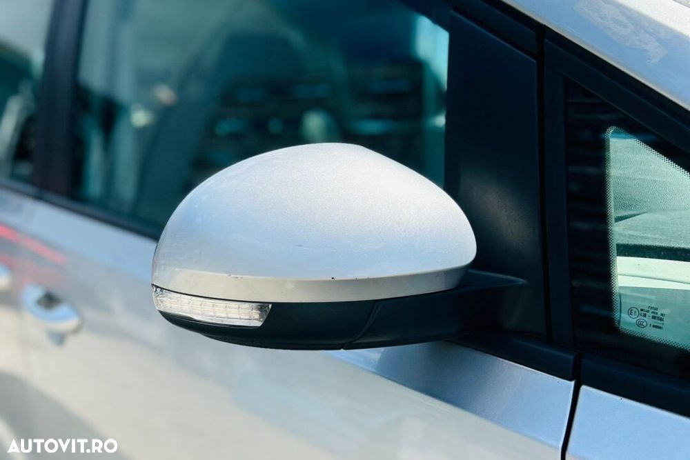 OGLINDA DREAPTA VW SHARAN 7N - AN 2011 - 1