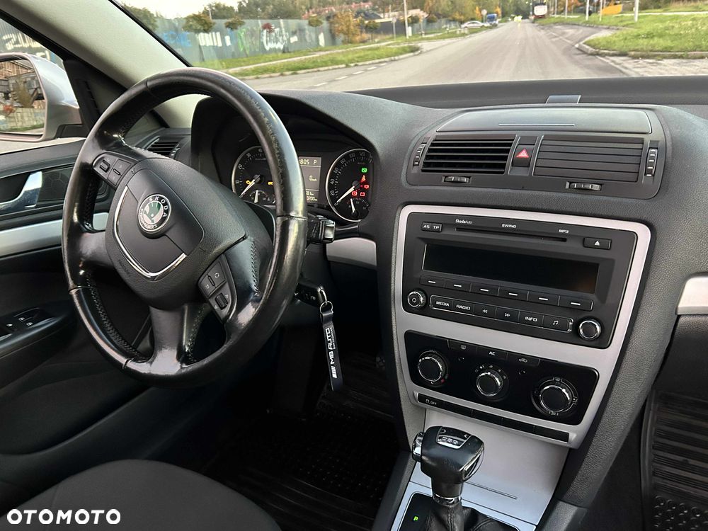 Skoda Octavia 1.4 TSI Ambiente DSG - 6