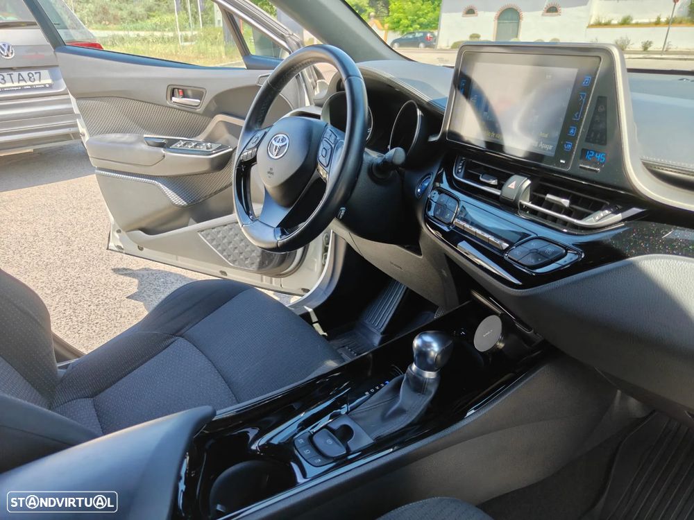 Toyota C-HR 1.8 HSD Comfort+P.Style - 17