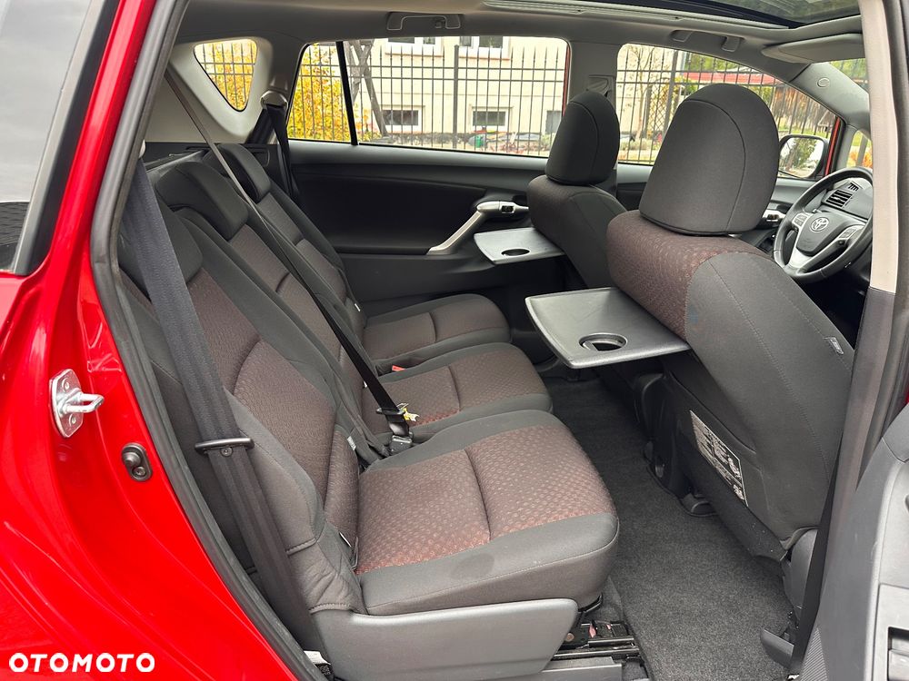 Toyota Verso - 29