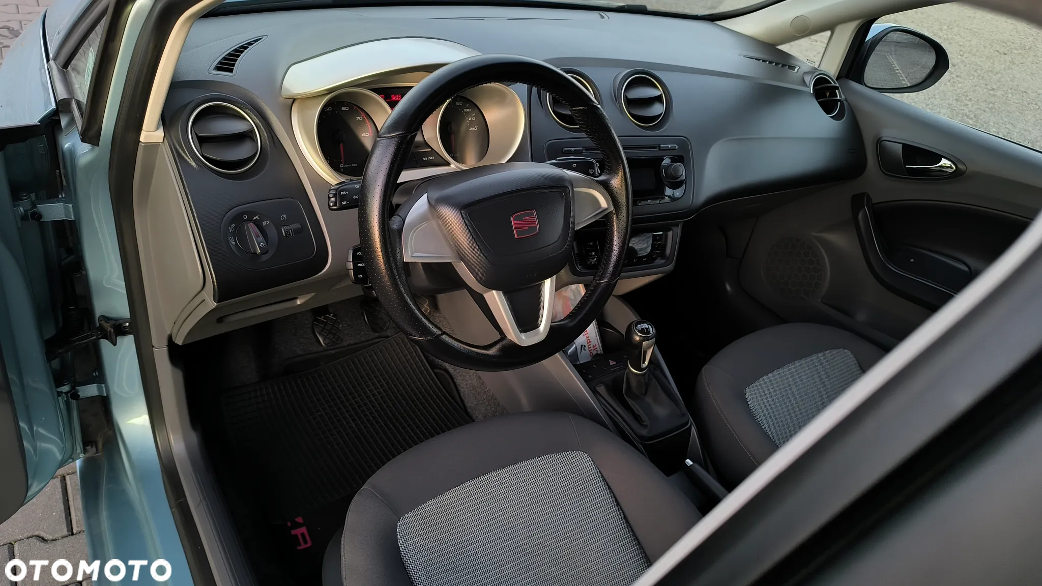 Seat Ibiza 1.4 16V Style - 21