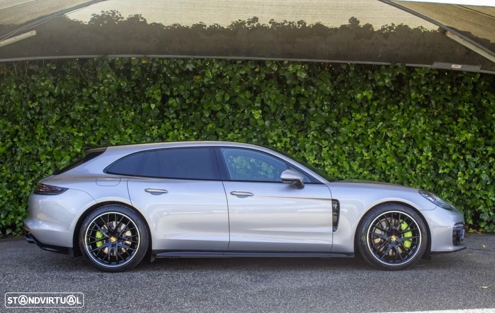 Porsche Panamera Sport Turismo - 3