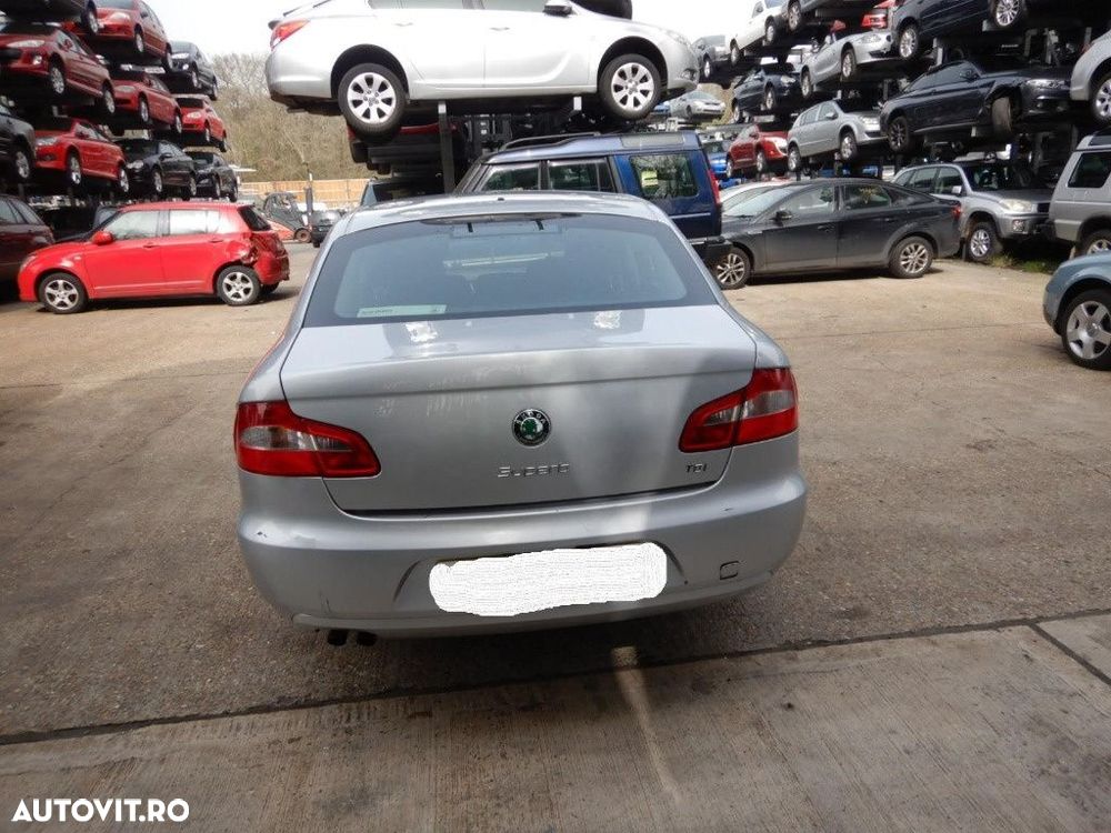 Punte spate Skoda Superb 2 2013 Berlina 1.6 TDI - 12