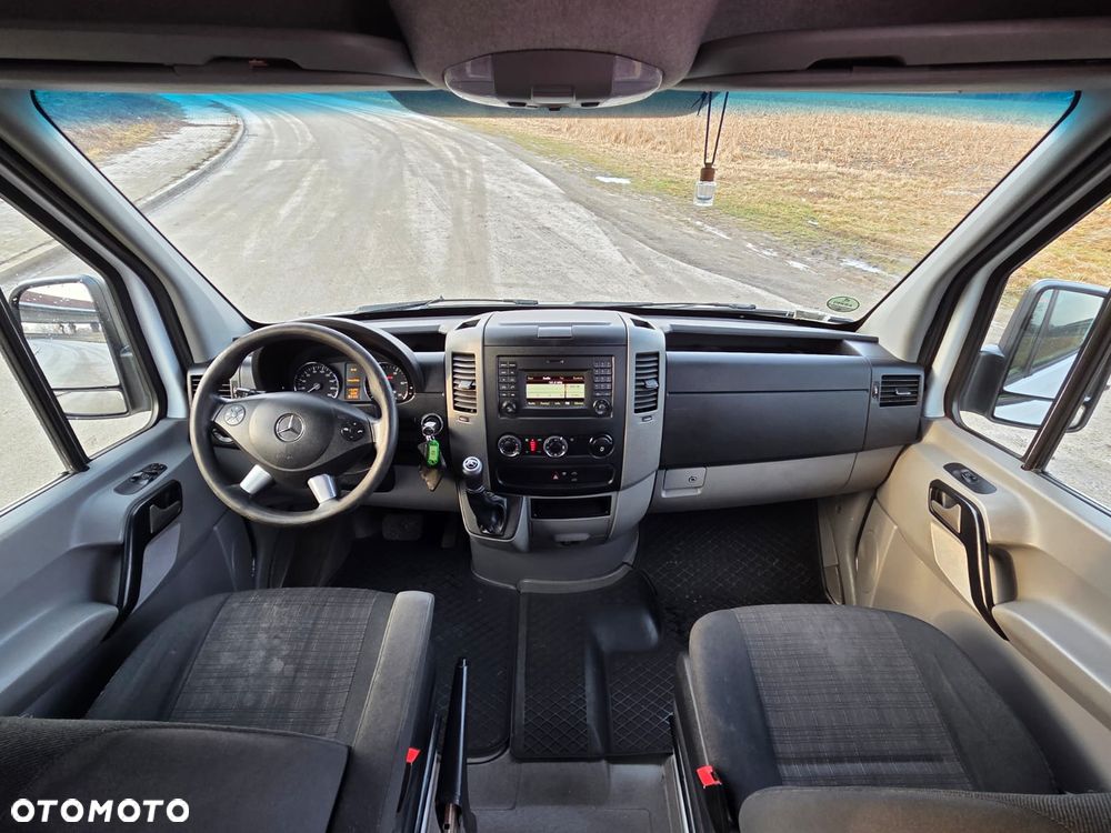 Mercedes-Benz SPRINTER - 14