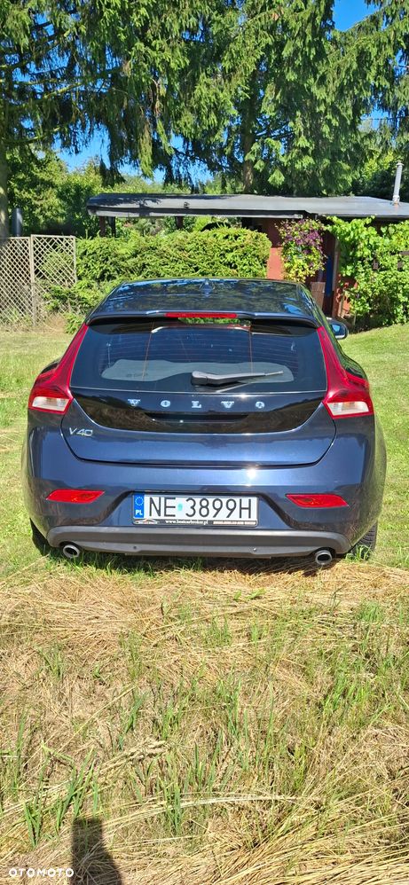 Volvo V40 - 9