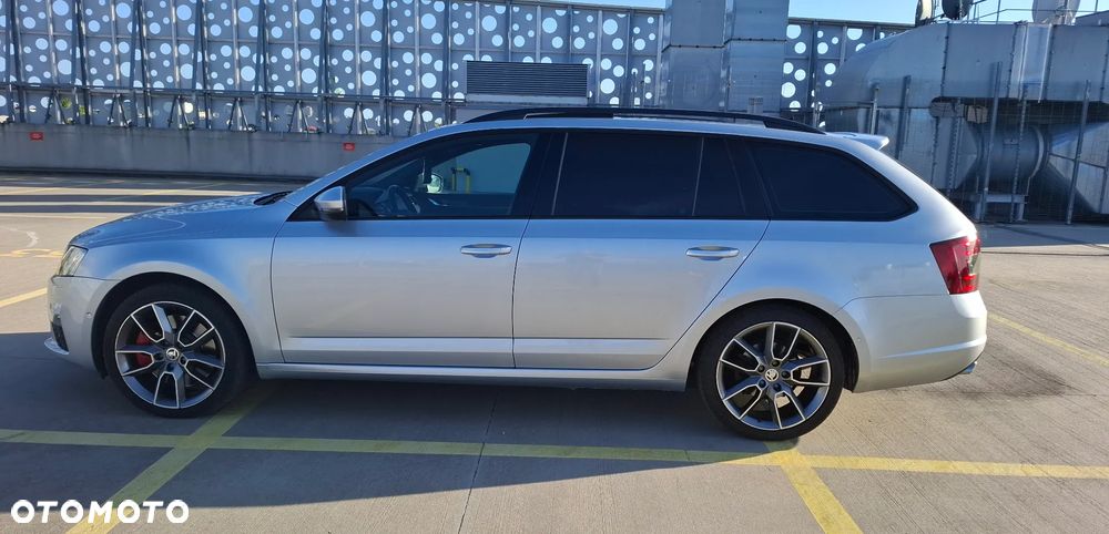 Skoda Octavia 2.0 TSI RS - 26