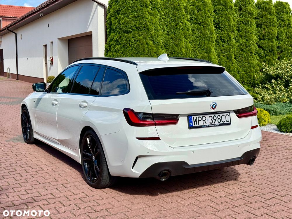 BMW Seria 3 330i M Sport sport - 4