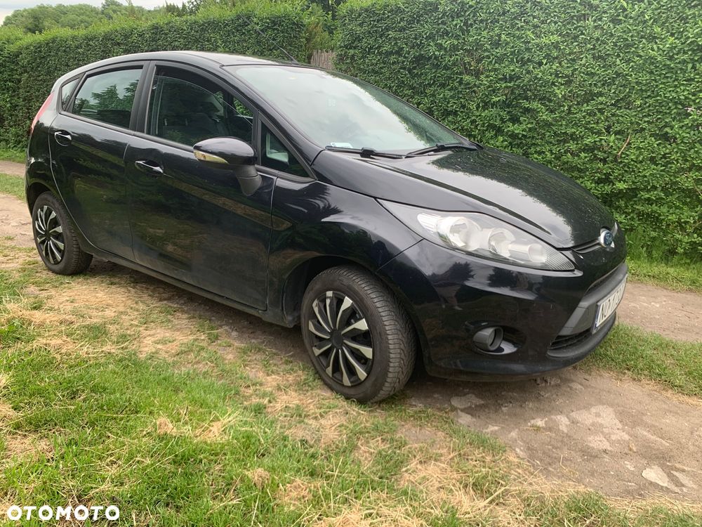 Ford Fiesta 1.25 Ambiente EU5 - 1