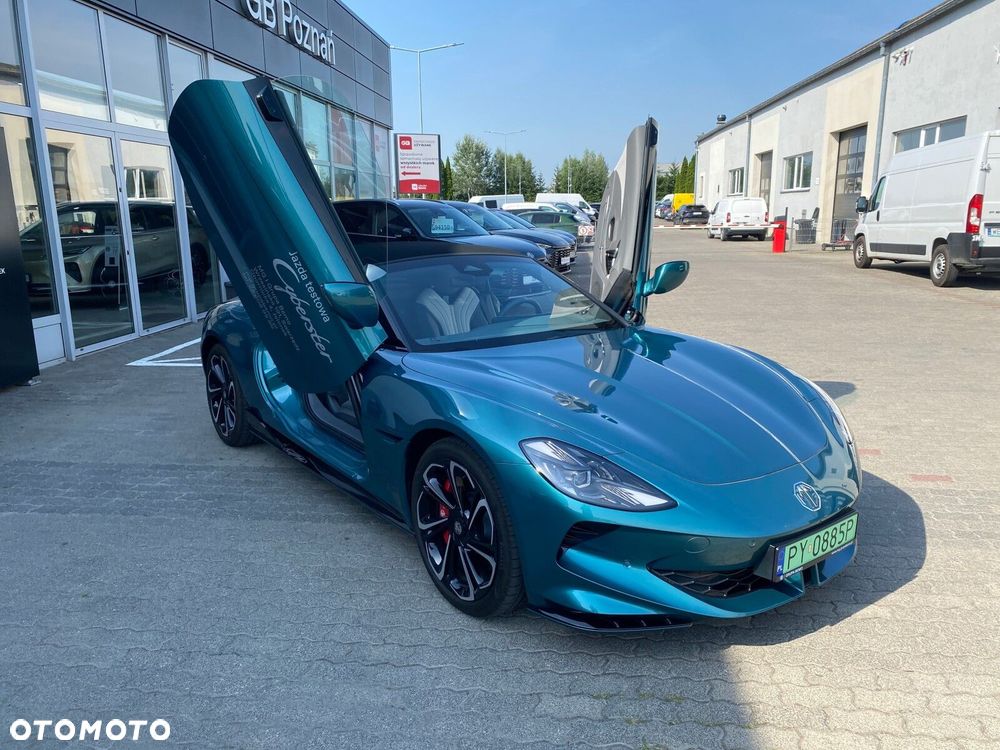 MG Cyberster 77kWh AWD Czarny Dach - 17