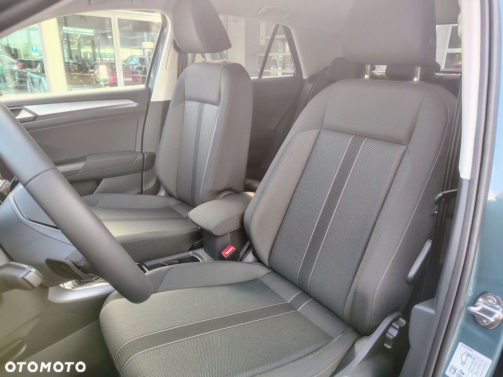 Volkswagen T-Roc - 15