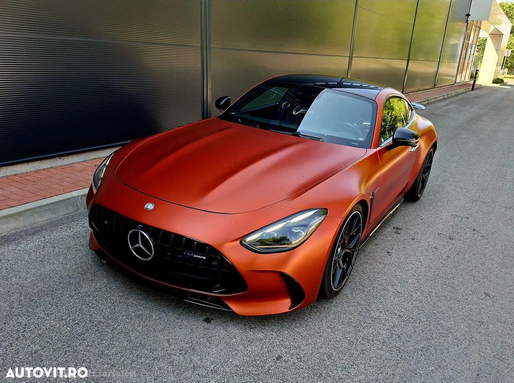 Mercedes-Benz AMG GT R - 5