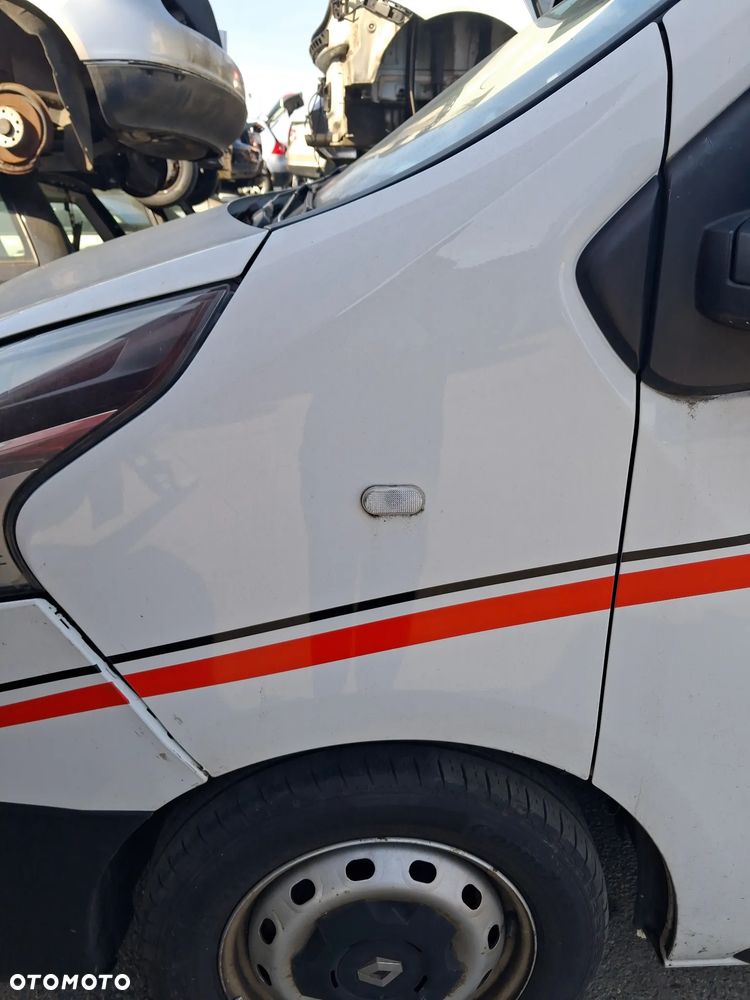 Renault Traffic III 1.6 dci kompletny przód maska zderzak lampy pas przedni błotniki - 11