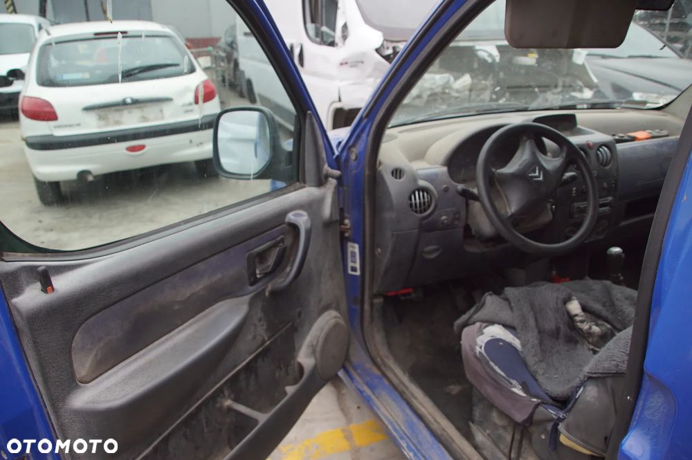Auto na części - Citroen Berlingo I Lift 1.9 D 69 KM DW8 BE4R KPV 2003R Silnik Skrzynia Klapa Maska Błotnik Drzwi Szyba Lusterko Deska Kokpit Sterownik Moduł Licznik - 9