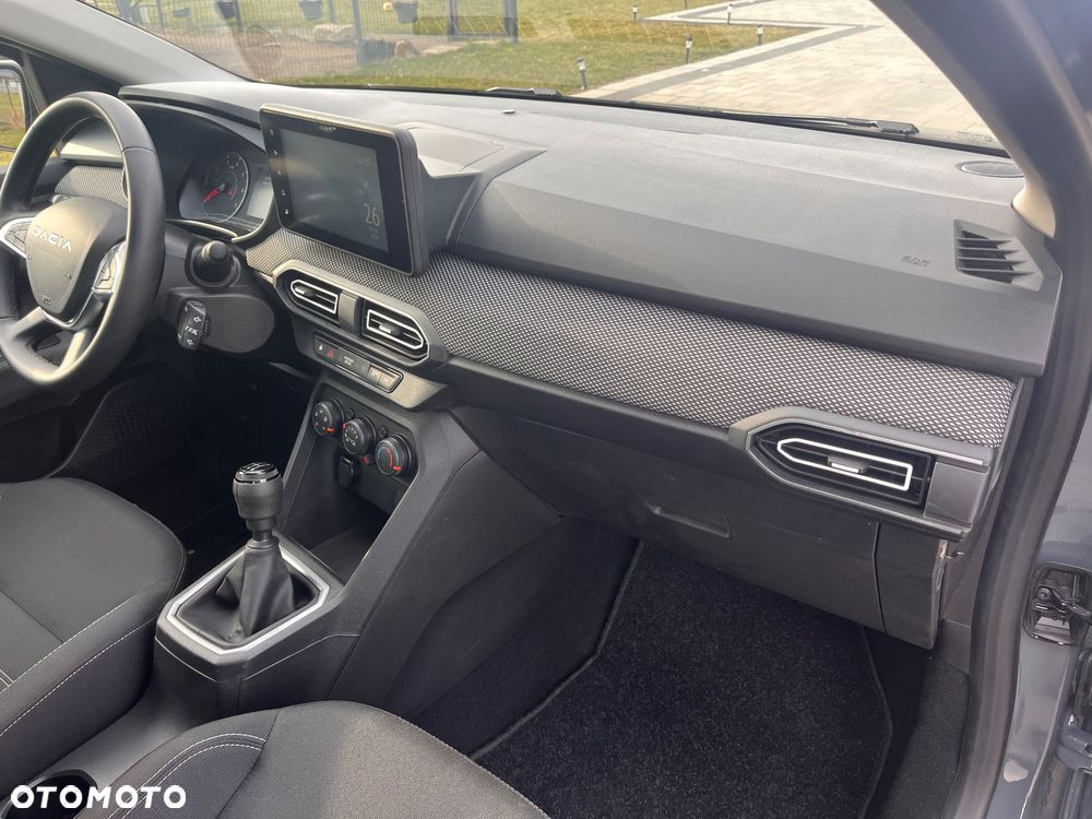 Dacia Sandero TCe 90 Essential - 18