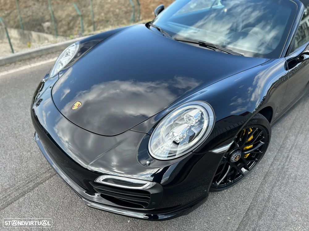 Porsche 911 (991) Turbo S Cabriolet - 22