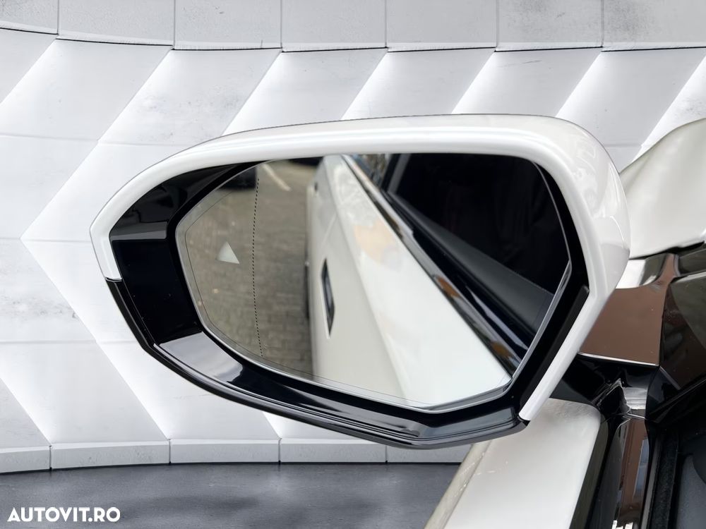 BMW Seria 7 740d xDrive - 28