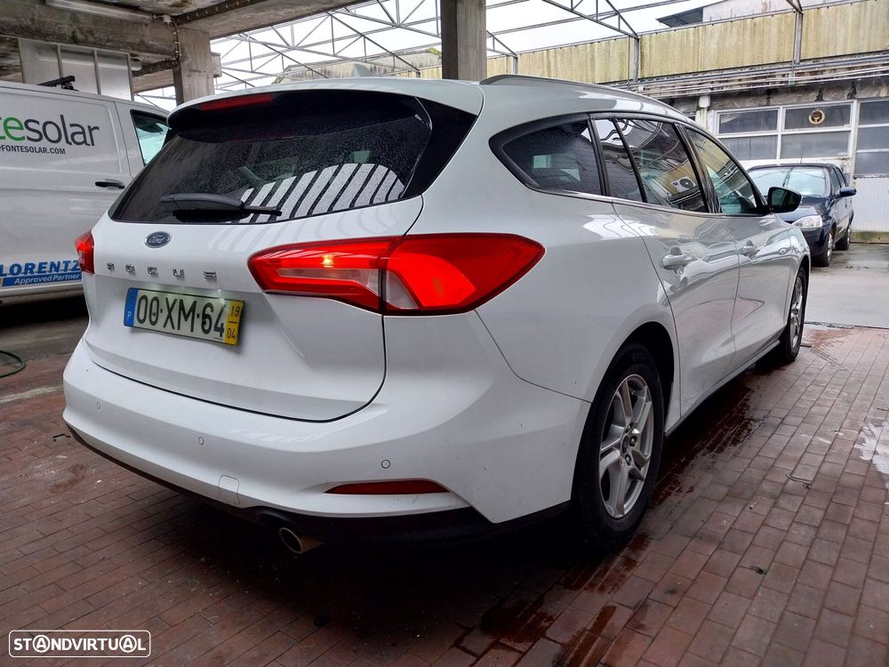 Ford Focus SW 1.5 TDCi EcoBlue Business - 11