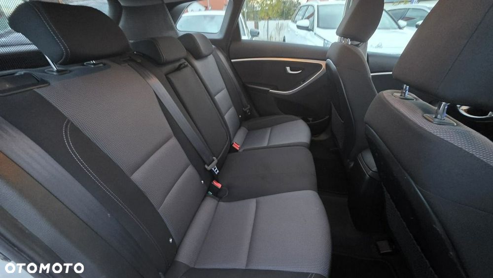 Hyundai i30 - 19