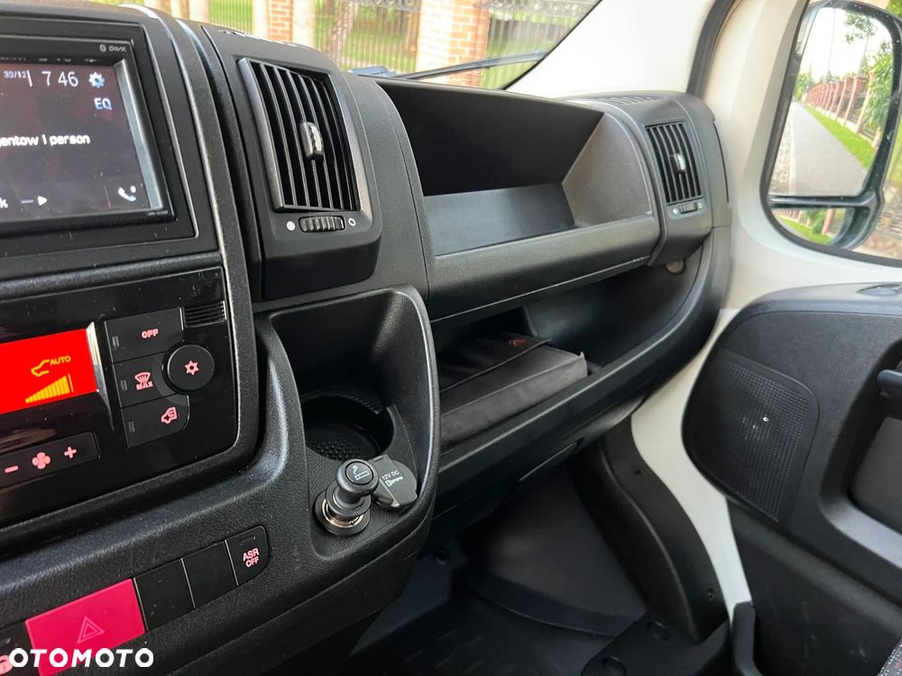 Citroën Jumper 35 2.2 BlueHDi - 20