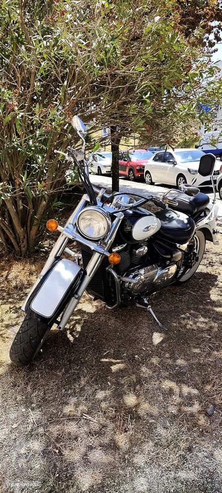 Suzuki Intruder VL 800 - 3