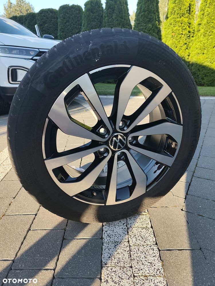 Volkswagen T-Roc - 15