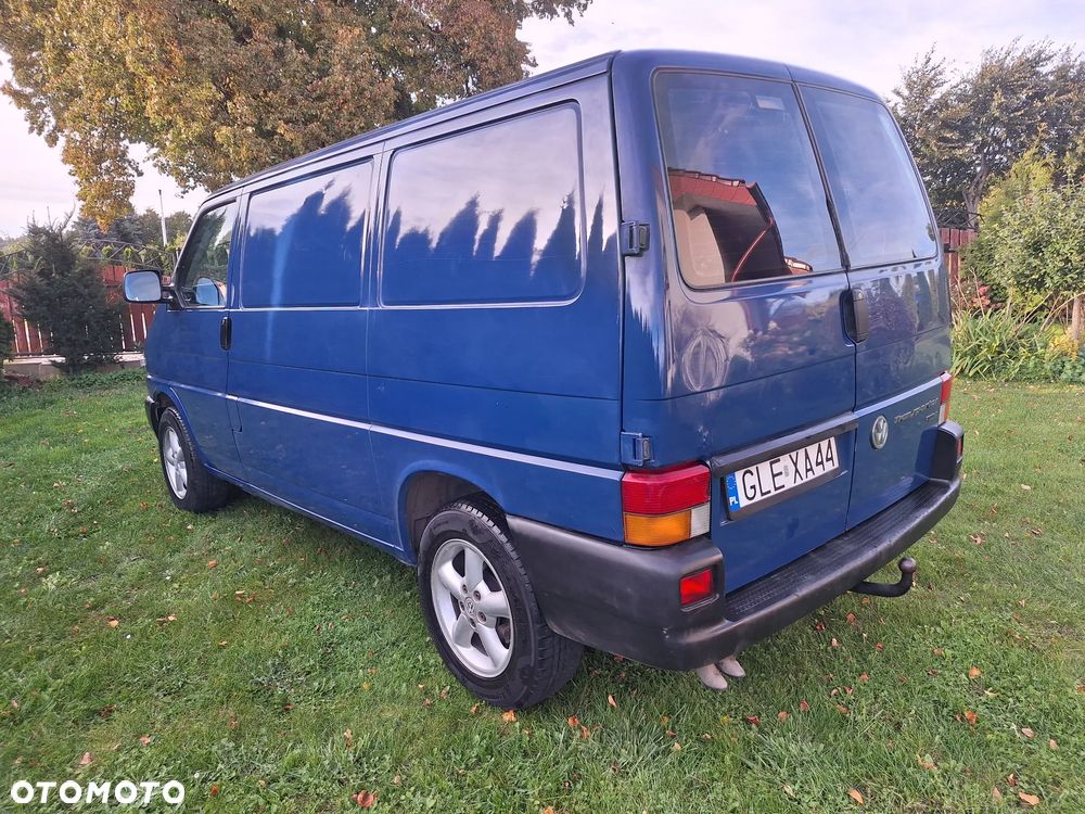 Volkswagen Transporter - 11