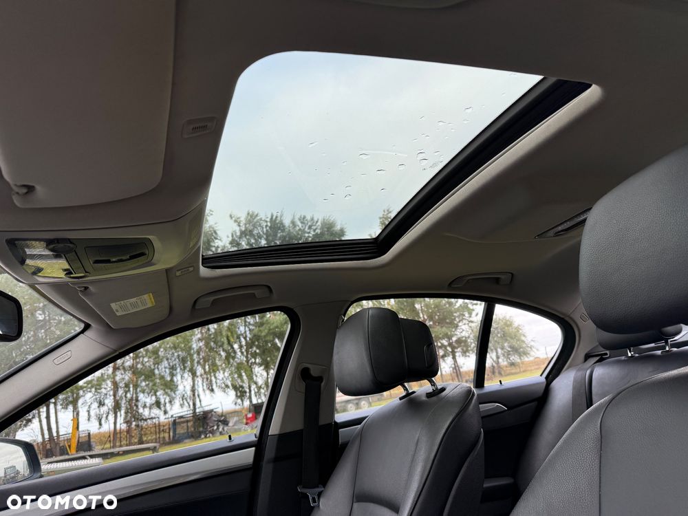 BMW Seria 5 - 13