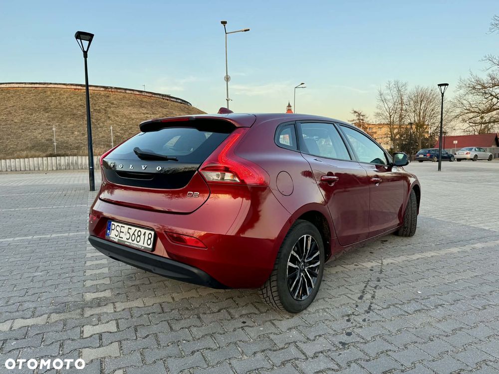 Volvo V40 D2 - 4