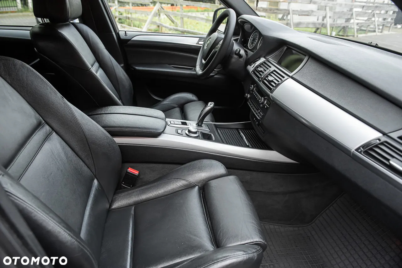 BMW X5 xDrive35d - 28