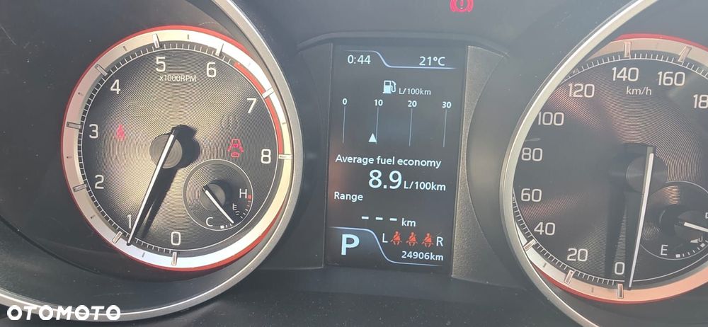 Suzuki Swift 1.2 Premium Plus CVT - 21