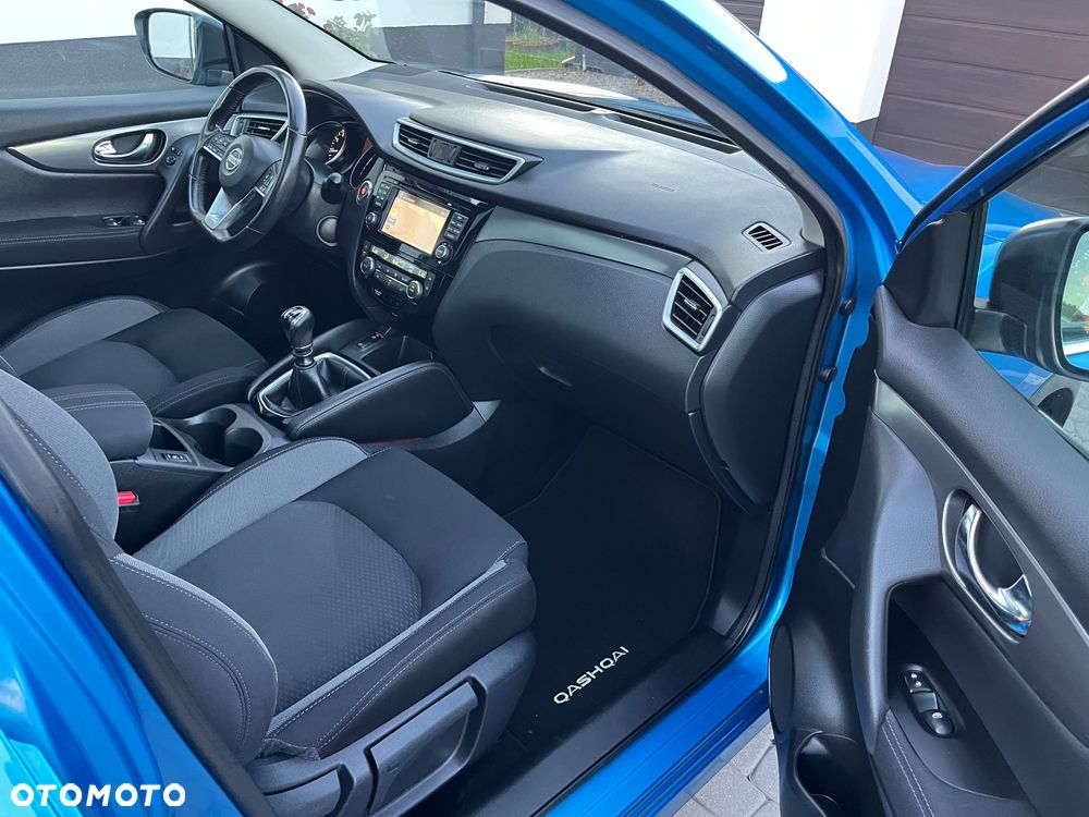 Nissan Qashqai 1.2 DIG-T N-Connecta EU6 - 19