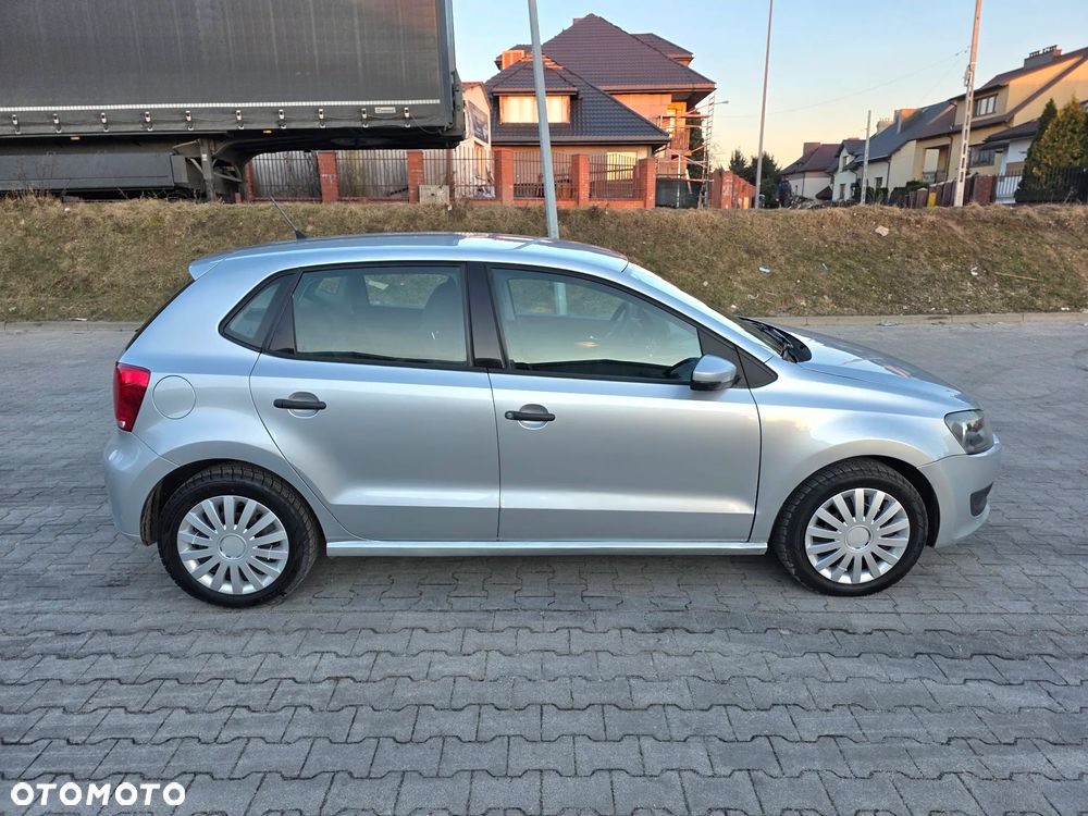 Volkswagen Polo - 9