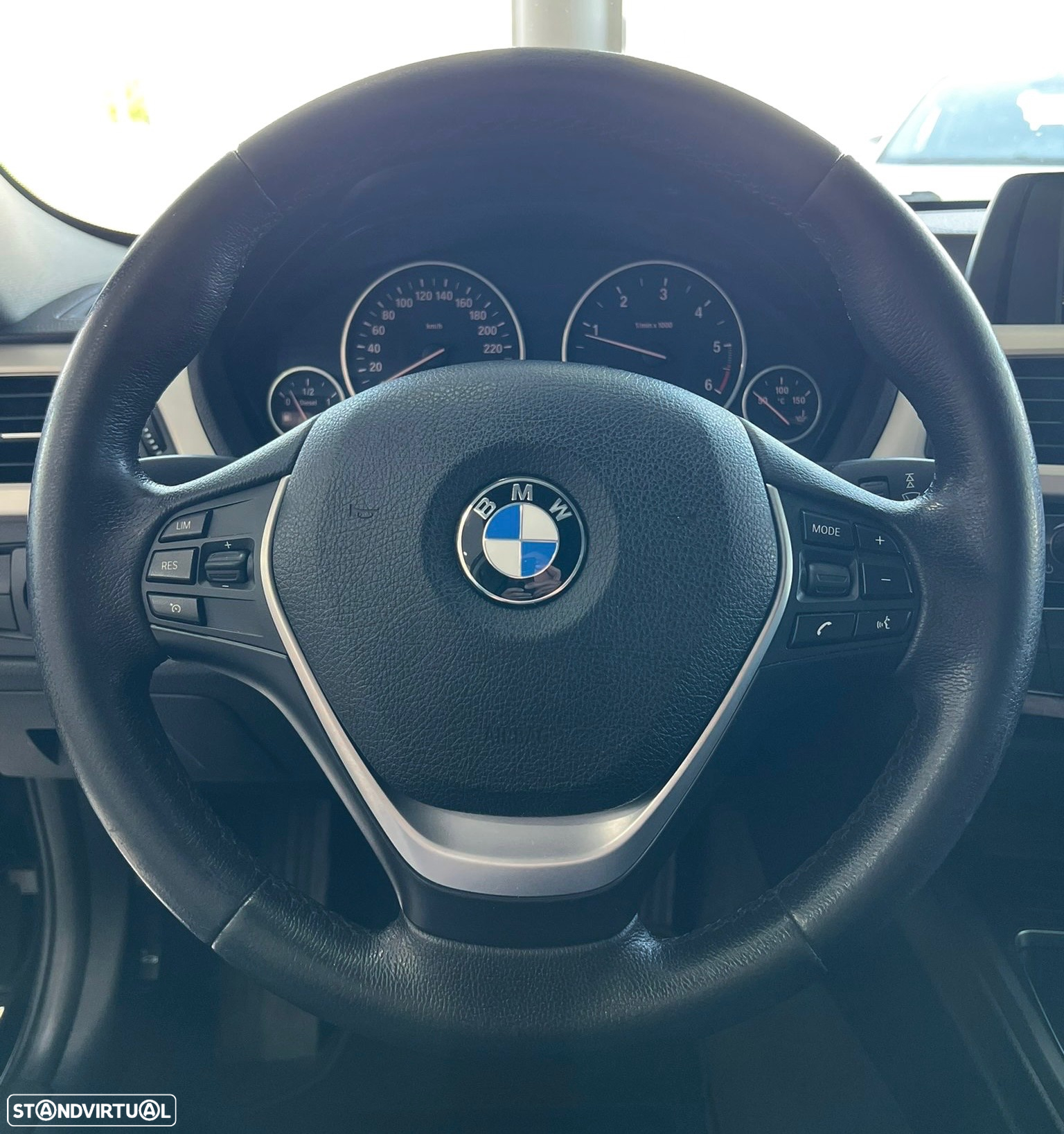 BMW 318 d Touring Advantage Auto - 6