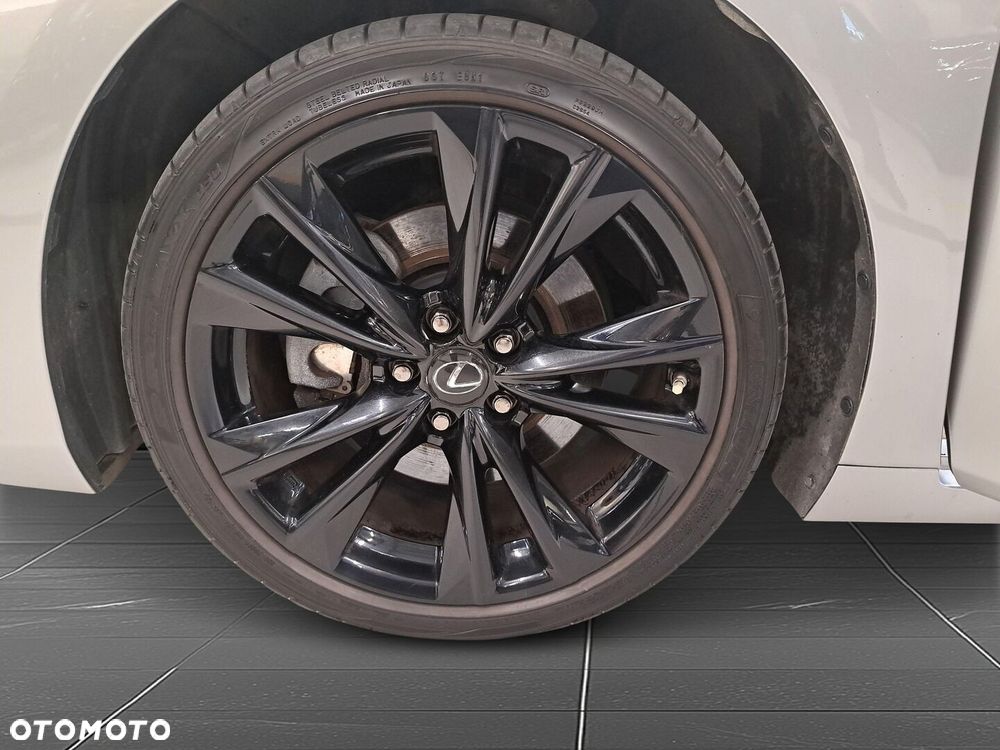 Lexus ES - 15