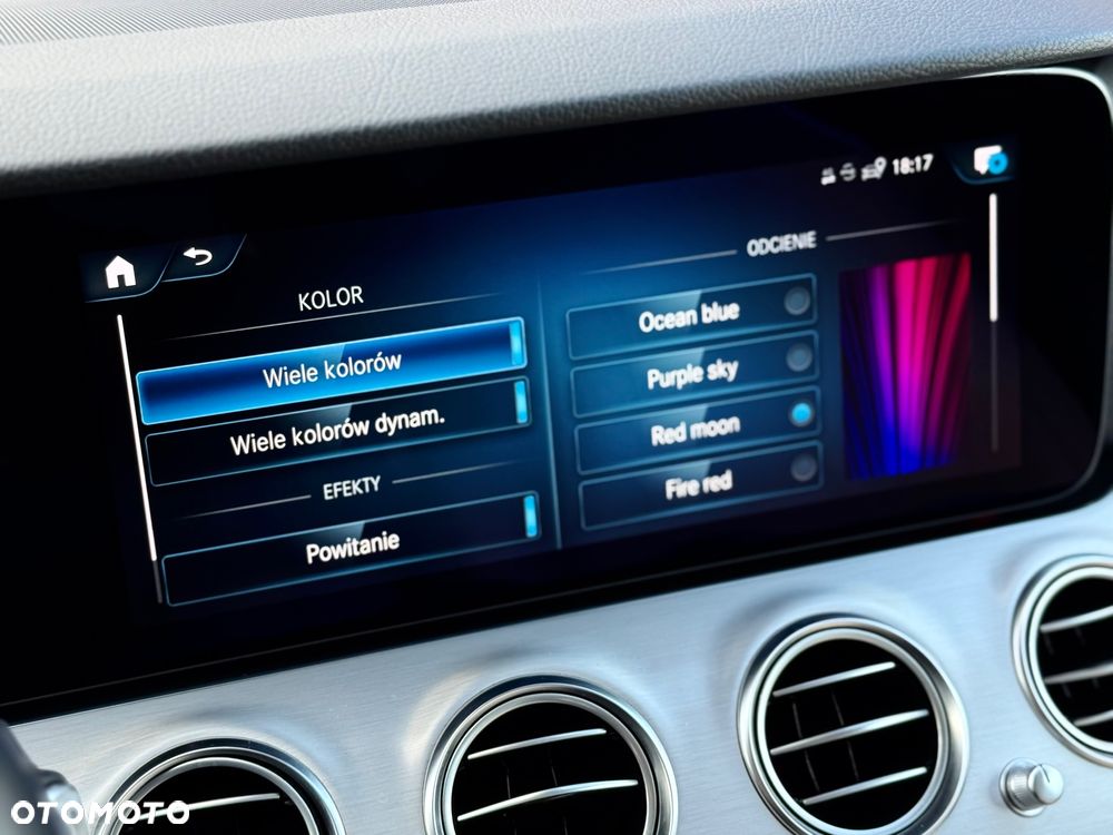 Mercedes-Benz Klasa E 300 9G-TRONIC - 37